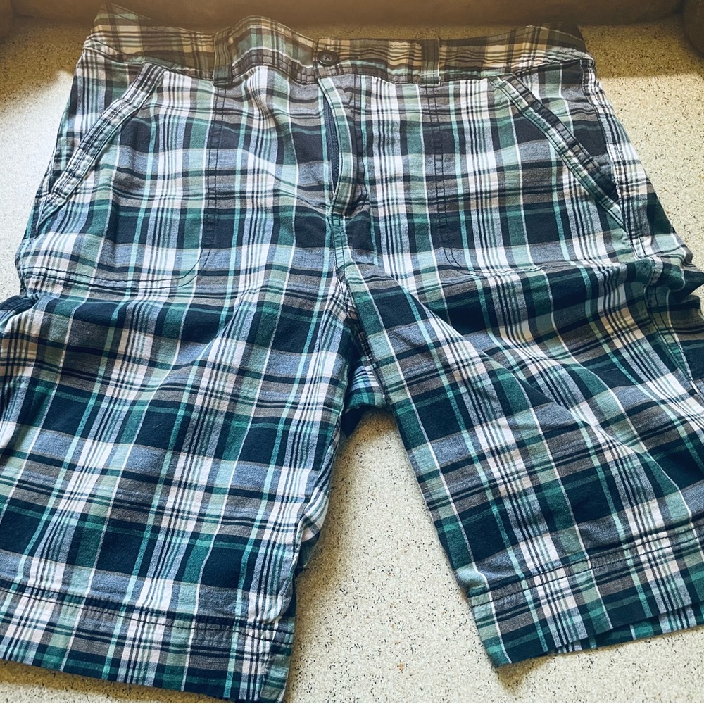 St. John's Bay Navy, Teal & White Plaid Women’s Bermuda Shorts Size 14